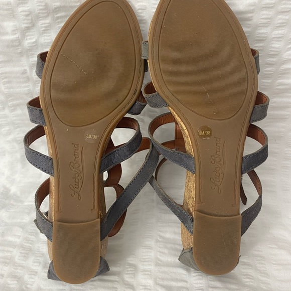 Size 8M Lucky Brand Lanser Gladiator Sandals Grey - Picture 7 of 7
